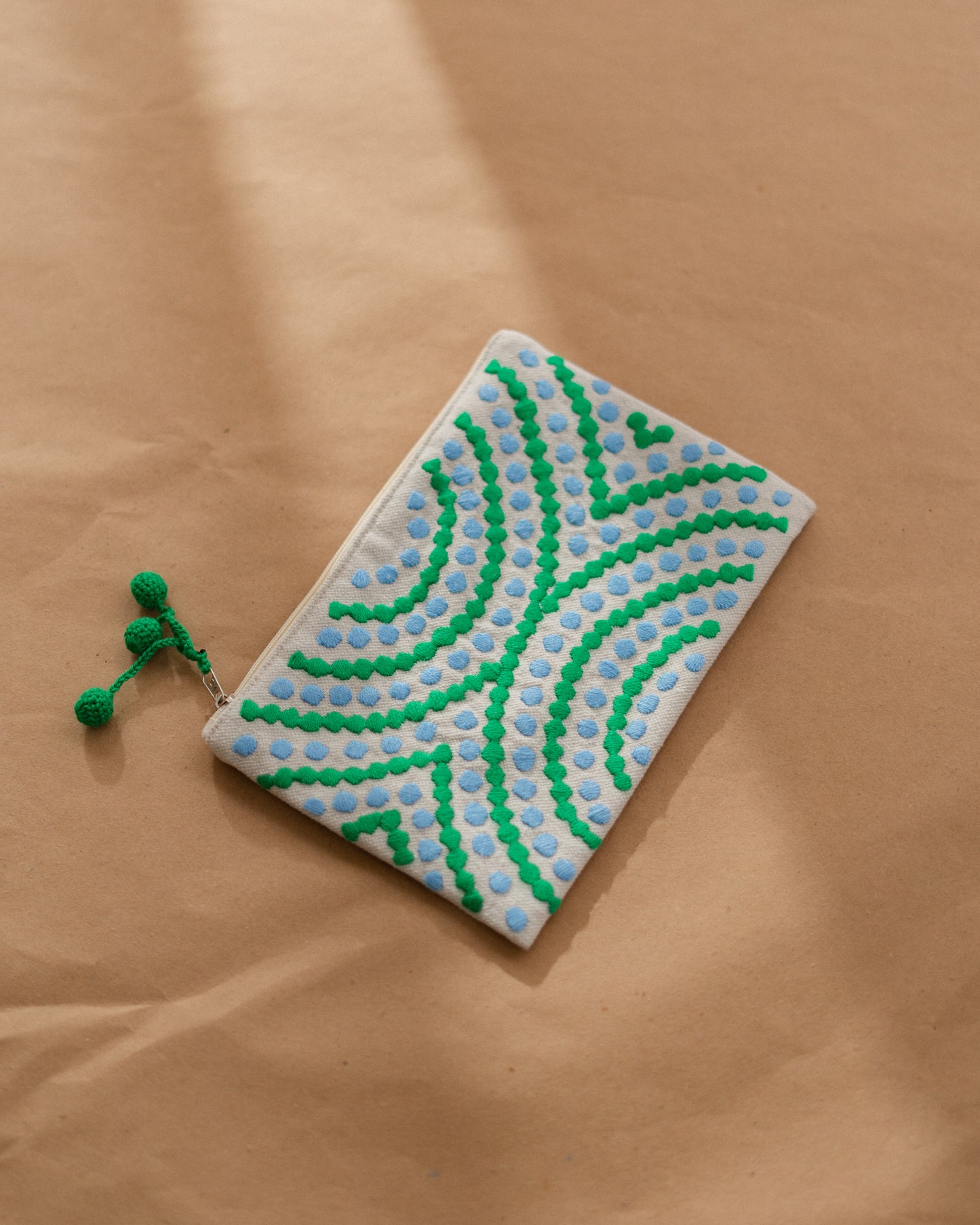 Medium Pouch